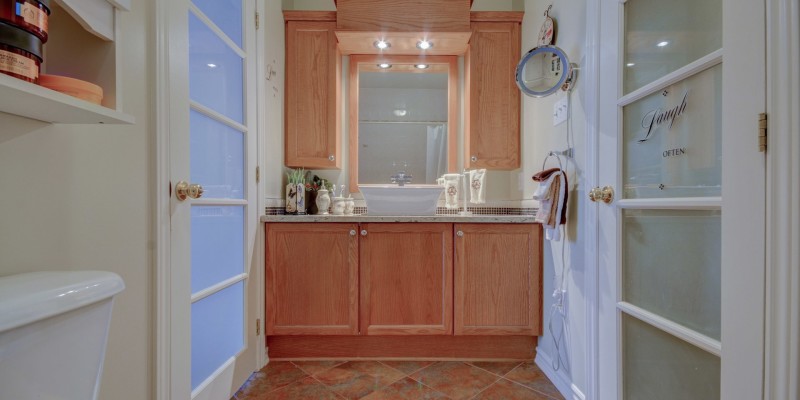 1443_launay_bathroom